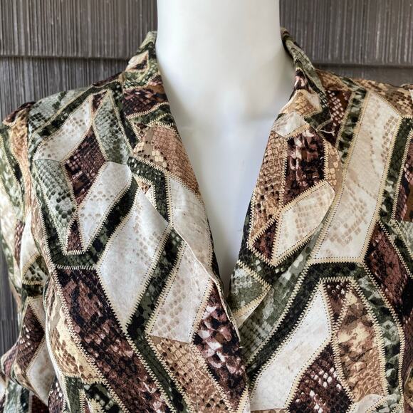 🔥H&M Mob Wife Snake Print Patches Style Satin Ankle Jumpsuit Women Size 0 - Picture 5 of 17